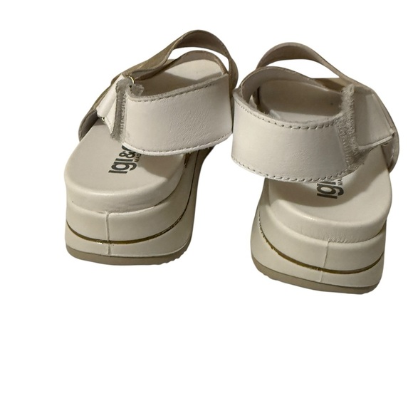 White Platform Shoes with Modern Chunky Sole - Picture 10 of 10